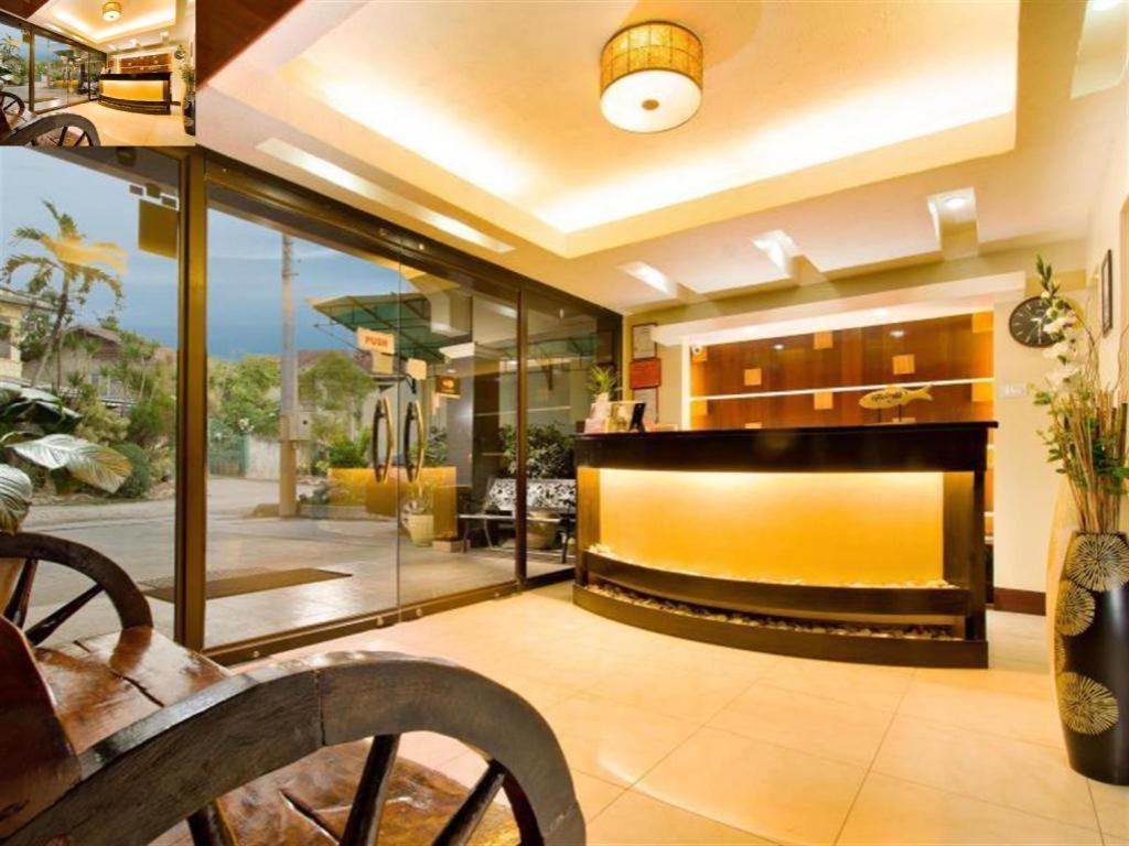 Vest Grand Suites Panglao Bagian luar foto