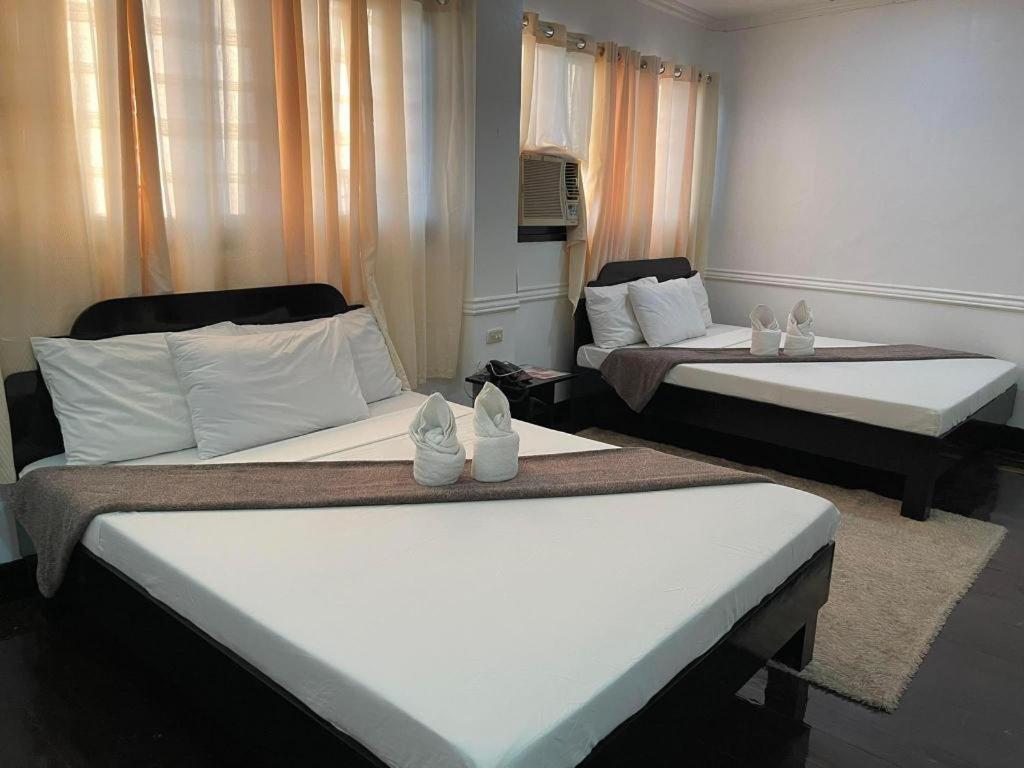 Vest Grand Suites Panglao Bagian luar foto