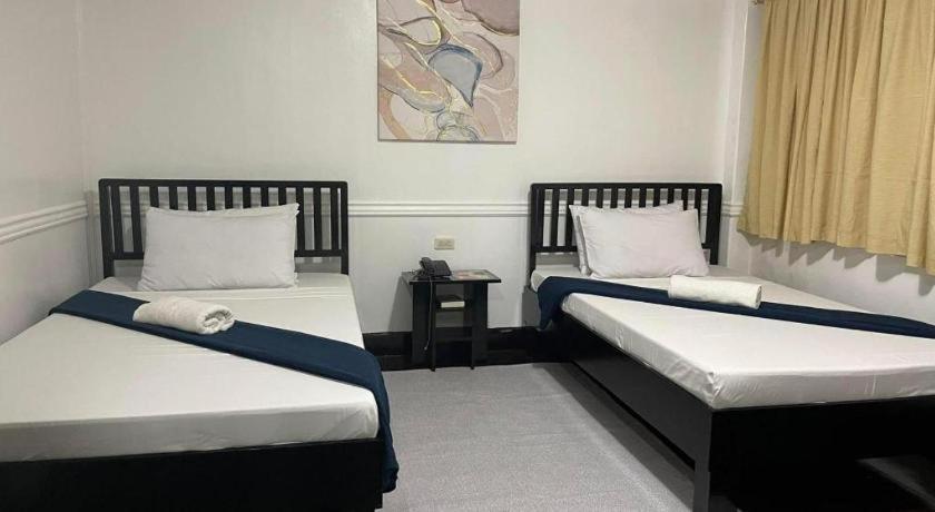 Vest Grand Suites Panglao Bagian luar foto